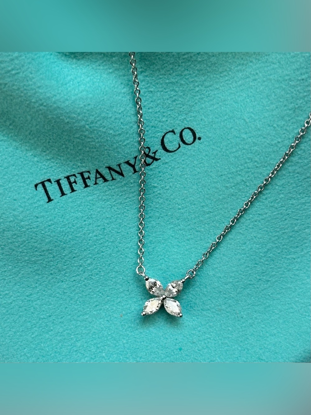 $6,400 Tiffany & Co. Victoria Pendant Necklace Platinum Marquise Diamonds Small